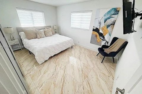 Casa en venta en Fort Lauderdale, Florida, 2 dormitorios, 115.38 m2 № 2076299 - foto 7
