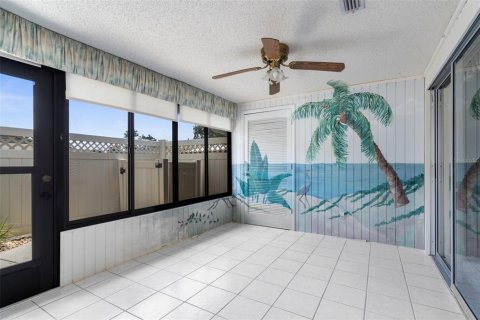 Condo in Bradenton, Florida, 2 bedrooms  № 1786233 - photo 13