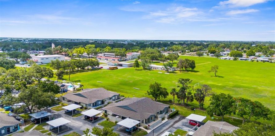 Condo in Bradenton, Florida, 2 bedrooms  № 1786233