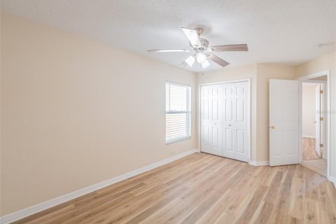 Casa en venta en Orlando, Florida, 4 dormitorios, 193.42 m2 № 1898506 - foto 25