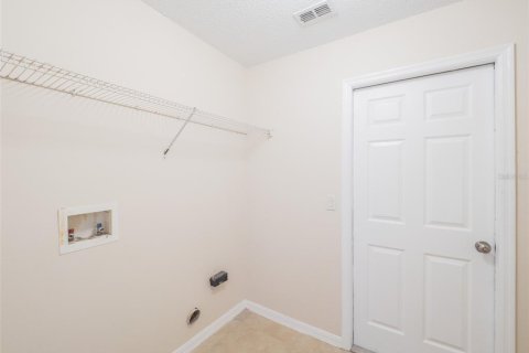 Casa en venta en Orlando, Florida, 4 dormitorios, 193.42 m2 № 1898506 - foto 23