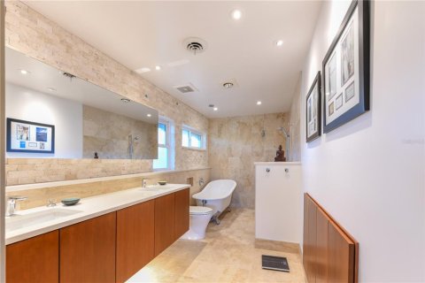 Casa en venta en Sarasota, Florida, 4 dormitorios, 314.57 m2 № 1568828 - foto 12