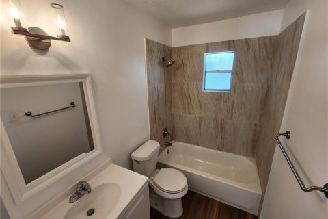 Appartement à louer à Edgewater, Floride: 2 chambres, 110 m2 № 2297075 - photo 9