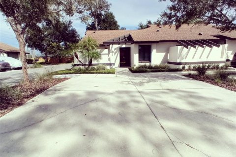 Villa ou maison à Winter Park, Floride 2 chambres, 108.97 m2 № 2384242