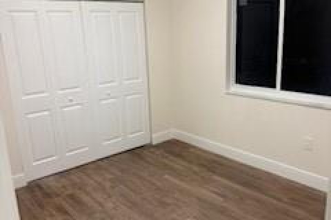 House in Fort Lauderdale, Florida 3 bedrooms, 146.32 sq.m. № 2082692 - photo 4