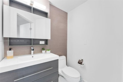 Copropriété à louer à Aventura, Floride: 4 chambres, 219.25 m2 № 1982074 - photo 22