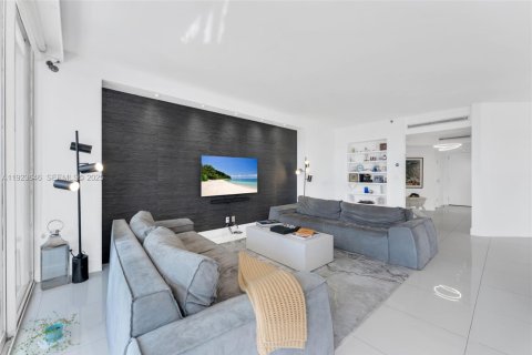 Copropriété à louer à Aventura, Floride: 4 chambres, 219.25 m2 № 1982074 - photo 14