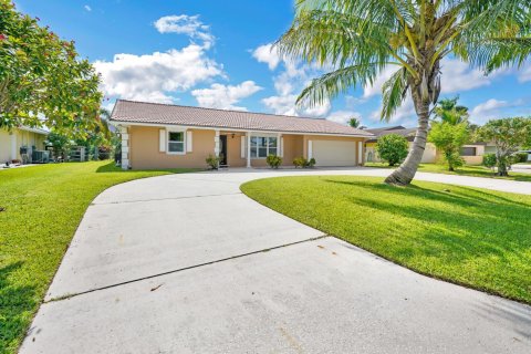 Casa en alquiler en Royal Palm Beach, Florida, 3 dormitorios, 205.22 m2 № 1104522 - foto 1