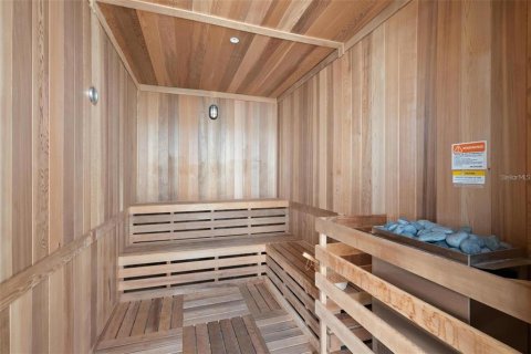 Condo in Saint Petersburg, Florida, 1 bedroom  № 1898698 - photo 23