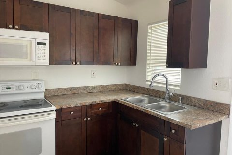 Apartamento en alquiler en Clearwater, Florida, 2 dormitorios, 69.68 m2 № 1907397 - foto 10