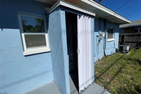 Apartamento en alquiler en Clearwater, Florida, 2 dormitorios, 69.68 m2 № 1907397 - foto 8