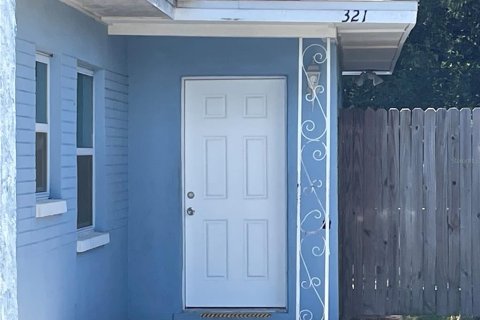 Apartamento en alquiler en Clearwater, Florida, 2 dormitorios, 69.68 m2 № 1907397 - foto 1