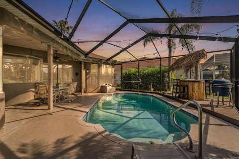 Casa en venta en Odessa, Florida, 4 dormitorios, 222.04 m2 № 2099656 - foto 24