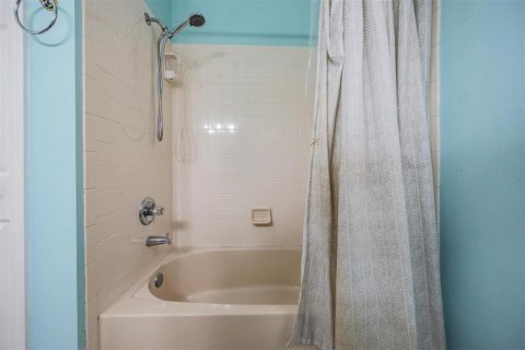 Casa en venta en Odessa, Florida, 4 dormitorios, 222.04 m2 № 2099656 - foto 19