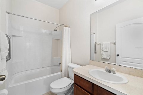 House in New Port Richey, Florida 4 bedrooms, 174.01 sq.m. № 1806579 - photo 29