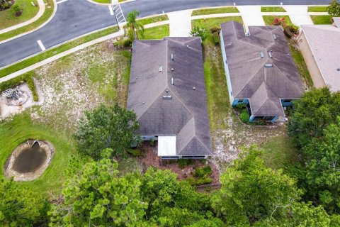 House in New Port Richey, Florida 4 bedrooms, 174.01 sq.m. № 1806579 - photo 5