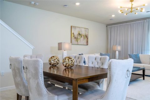 Townhouse in Davenport, Florida 3 bedrooms, 166.85 sq.m. № 1916436 - photo 11