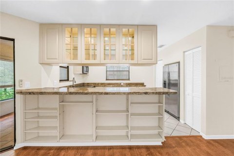 Copropriété à vendre à Saint Petersburg, Floride: 2 chambres, 95.22 m2 № 2399260 - photo 11