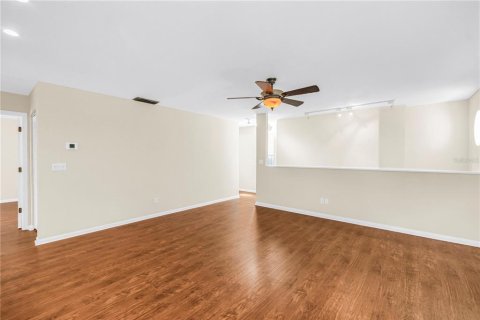 Copropriété à vendre à Saint Petersburg, Floride: 2 chambres, 95.22 m2 № 2399260 - photo 7