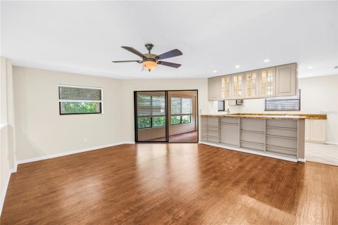 Copropriété à vendre à Saint Petersburg, Floride: 2 chambres, 95.22 m2 № 2399260 - photo 10