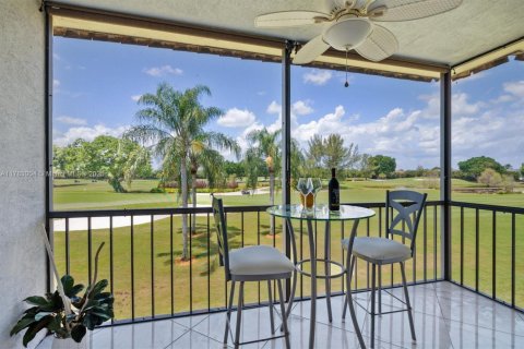Copropriété à vendre à Pembroke Pines, Floride: 2 chambres, 108.7 m2 № 1868799 - photo 13