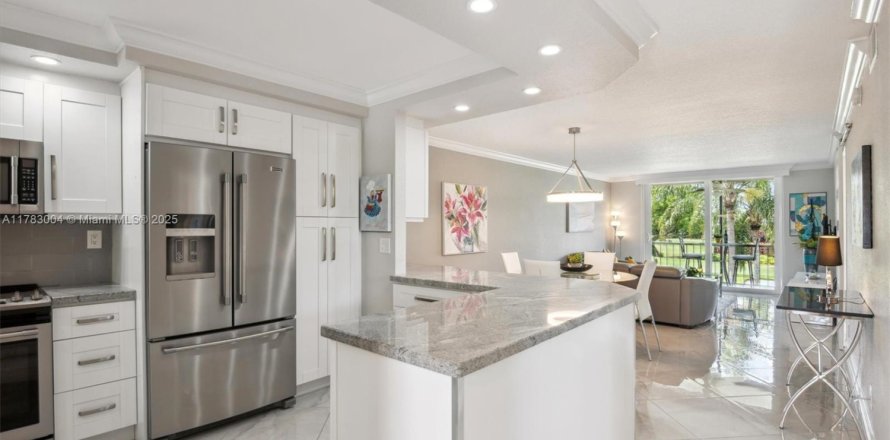 Condo à Pembroke Pines, Floride, 2 chambres  № 1868799