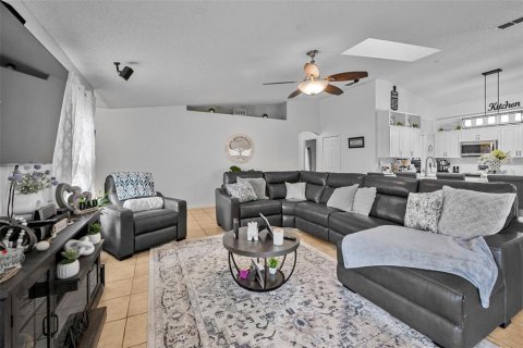Купить виллу или дом в Делтона, Флорида 6 комнат, 212.93м2, № 1813649 - фото 8
