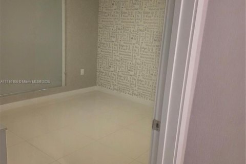 Купить кондоминиум в Дорал, Флорида 1 спальня, 62.06м2, № 1844199 - фото 18