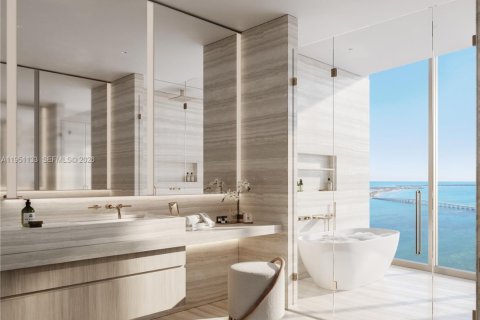 Condo in Miami, Florida, 4 bedrooms  № 2153129 - photo 3