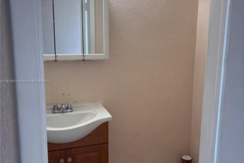Copropriété à vendre à Miami, Floride: 1 chambre, 78.97 m2 № 1974271 - photo 19