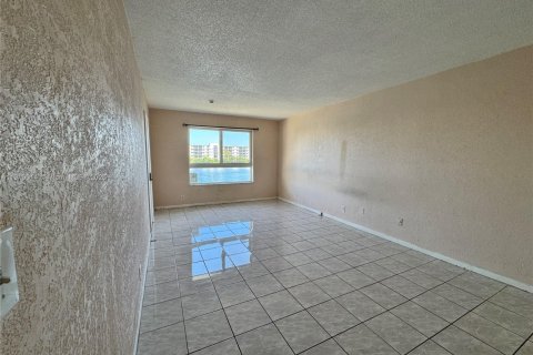 Copropriété à vendre à Miami, Floride: 1 chambre, 78.97 m2 № 1974271 - photo 8