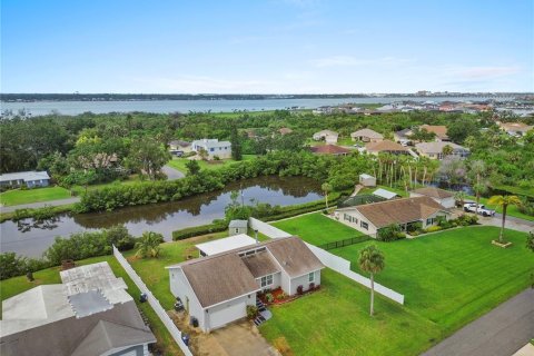 House in Ellenton, Florida 3 bedrooms, 134.99 sq.m. № 1824355 - photo 6