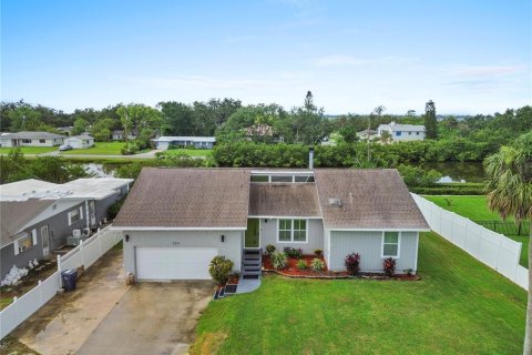 House in Ellenton, Florida 3 bedrooms, 134.99 sq.m. № 1824355 - photo 2