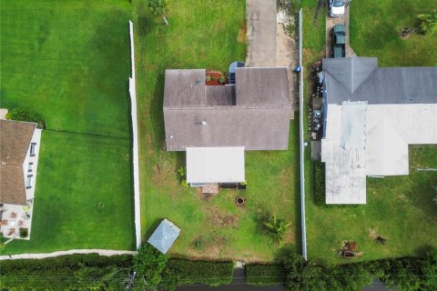 House in Ellenton, Florida 3 bedrooms, 134.99 sq.m. № 1824355 - photo 12