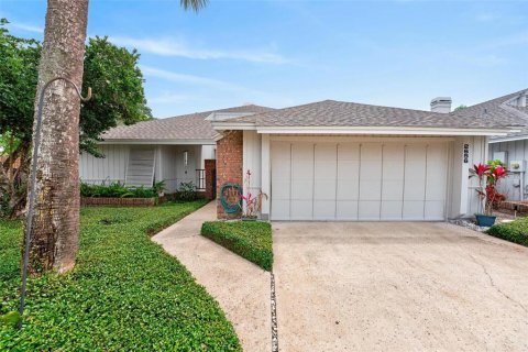 Villa ou maison à vendre à Longwood, Floride: 3 chambres, 176.24 m2 № 2092404 - photo 2
