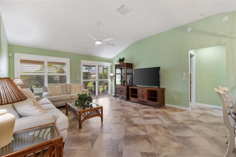 Villa ou maison à vendre à The Villages, Floride: 3 chambres, 137.59 m2 № 2429434 - photo 8