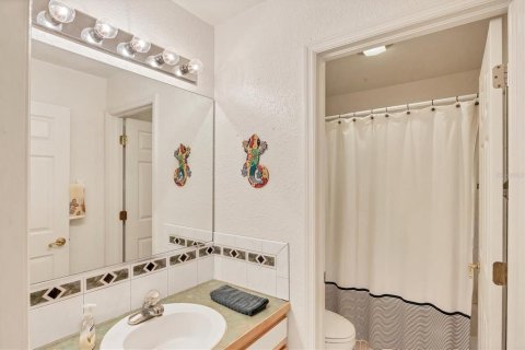 House in Apollo Beach, Florida 3 bedrooms, 178 sq.m. № 1804043 - photo 20