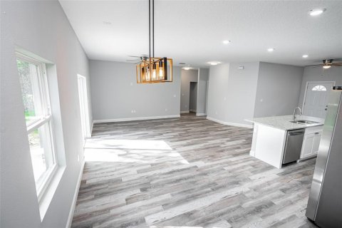 Casa en venta en Ocala, Florida, 4 dormitorios, 152.73 m2 № 1373695 - foto 4