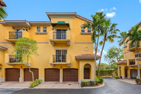 Touwnhouse à vendre à Fort Lauderdale, Floride: 2 chambres, 135.17 m2 № 2049274 - photo 3