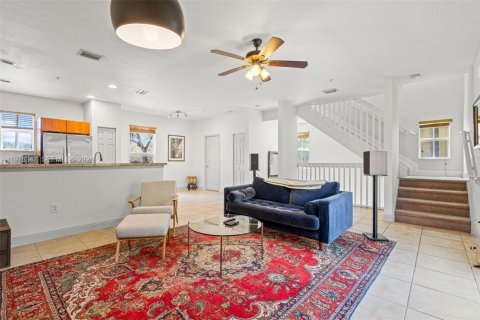 Touwnhouse à vendre à Fort Lauderdale, Floride: 2 chambres, 135.17 m2 № 2049274 - photo 16