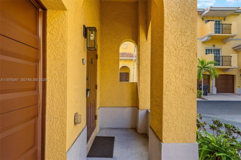 Touwnhouse à vendre à Fort Lauderdale, Floride: 2 chambres, 135.17 m2 № 2049274 - photo 5