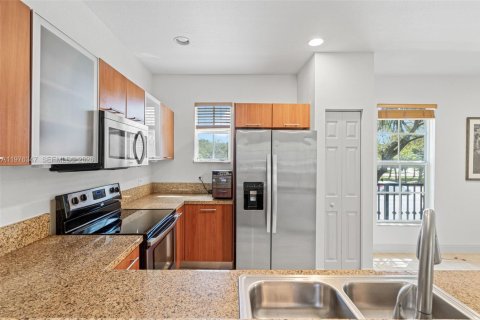Touwnhouse à vendre à Fort Lauderdale, Floride: 2 chambres, 135.17 m2 № 2049274 - photo 21