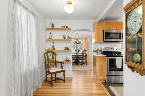 House in Saint Petersburg, Florida 2 bedrooms, 83.43 sq.m. № 2267280 - photo 9