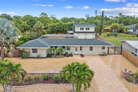 Villa ou maison à Sarasota, Floride 3 chambres, 168.15 m2 № 2100935