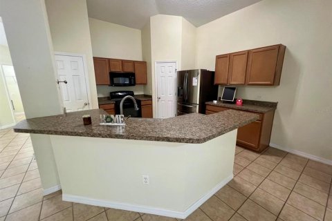 House in Deltona, Florida 3 bedrooms, 155.43 sq.m. № 1826839 - photo 5