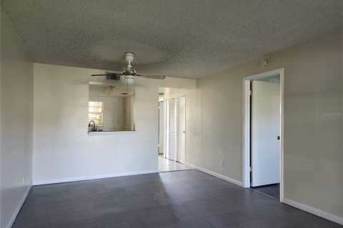 Condominio en venta en Bradenton, Florida, 1 dormitorio, 71.35 m2 № 2199818 - foto 4