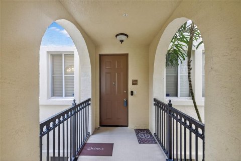 House in Fort Lauderdale, Florida 3 bedrooms, 173.26 sq.m. № 1903463 - photo 10