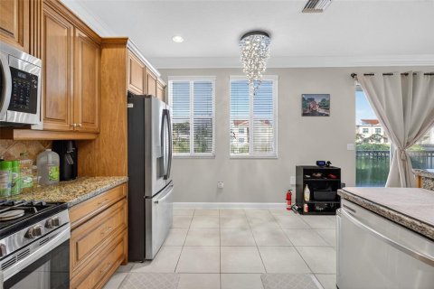 House in Fort Lauderdale, Florida 3 bedrooms, 173.26 sq.m. № 1903463 - photo 24