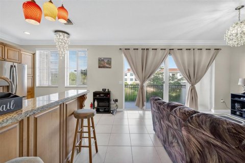 House in Fort Lauderdale, Florida 3 bedrooms, 173.26 sq.m. № 1903463 - photo 19