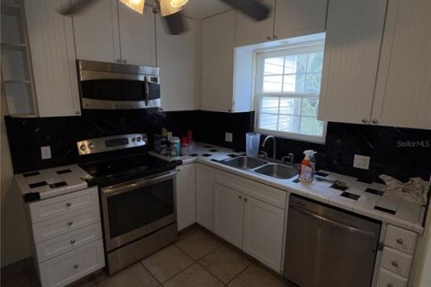 Villa ou maison à vendre à Orlando, Floride: 2 chambres, 104.7 m2 № 2312561 - photo 7